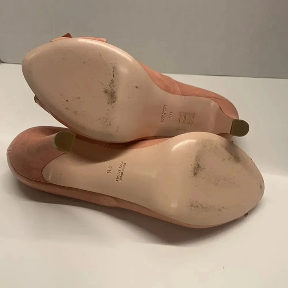 Valentino Red V High Heel Pumps Shoes Peep Toe Studded BowCoral Pink  Size 40 10 - Picture 11 of 12